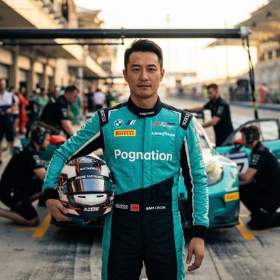 少女萝莉赛车顾问李教练